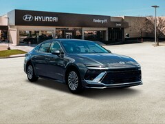 2025 Hyundai Sonata Hybrid SEL Sedan