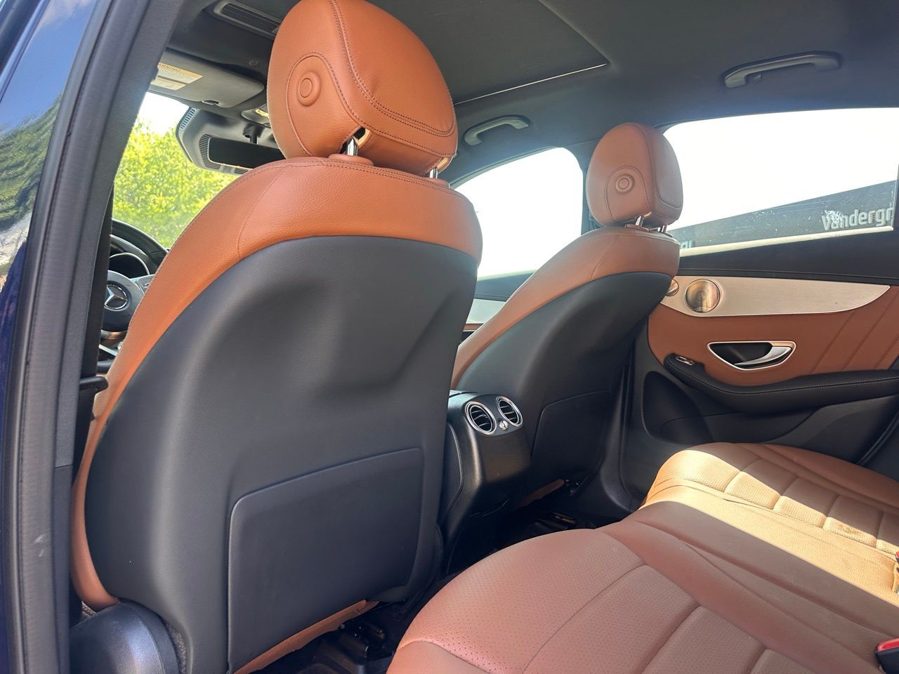 Used 2023 Nautical Blue Metallic Mercedes-Benz GLC 300 Coupe 4matic® image 15