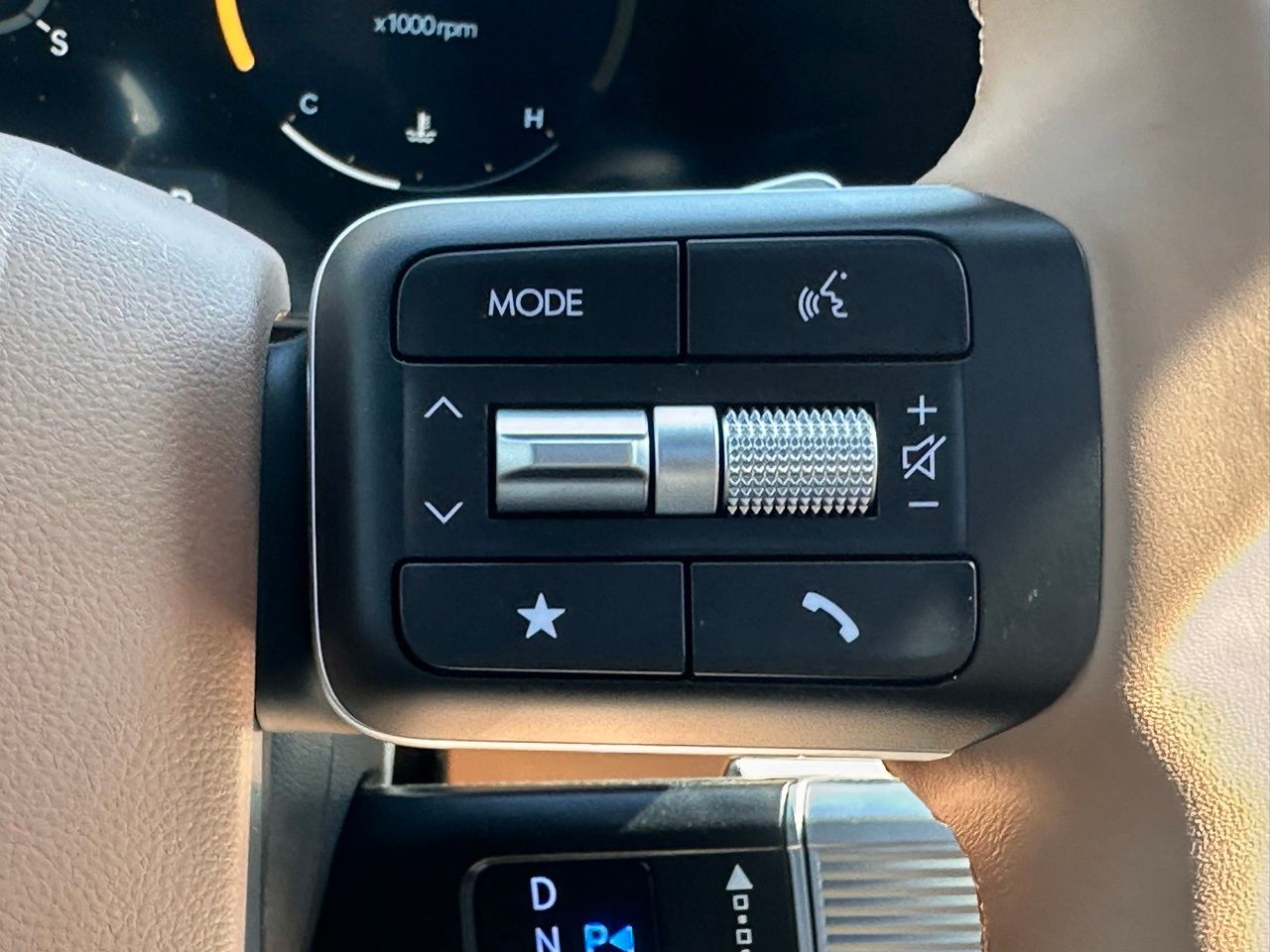 Used 2026 Phantom Black Hyundai Calligraphy image 34