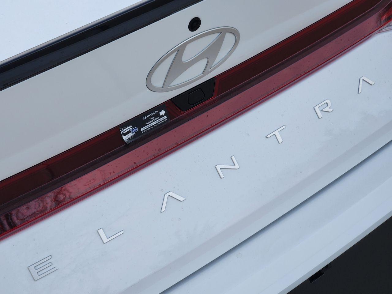 New 2026 W6H White Hyundai SEL Sport image 8