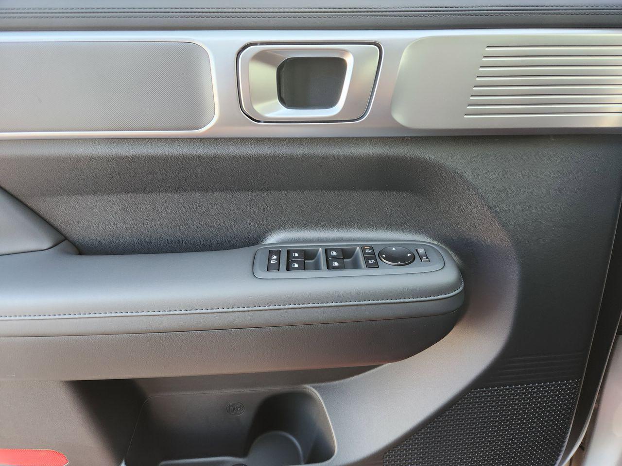 New 2026 Shimmering Silver Hyundai SEL FWD image 22