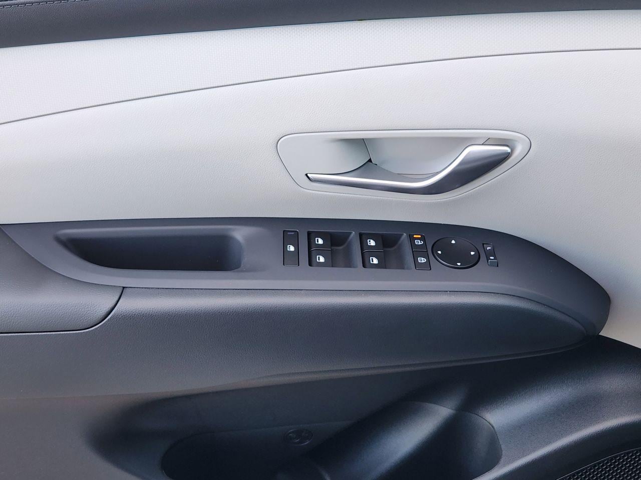 New 2026 W6H White Hyundai SE FWD image 21