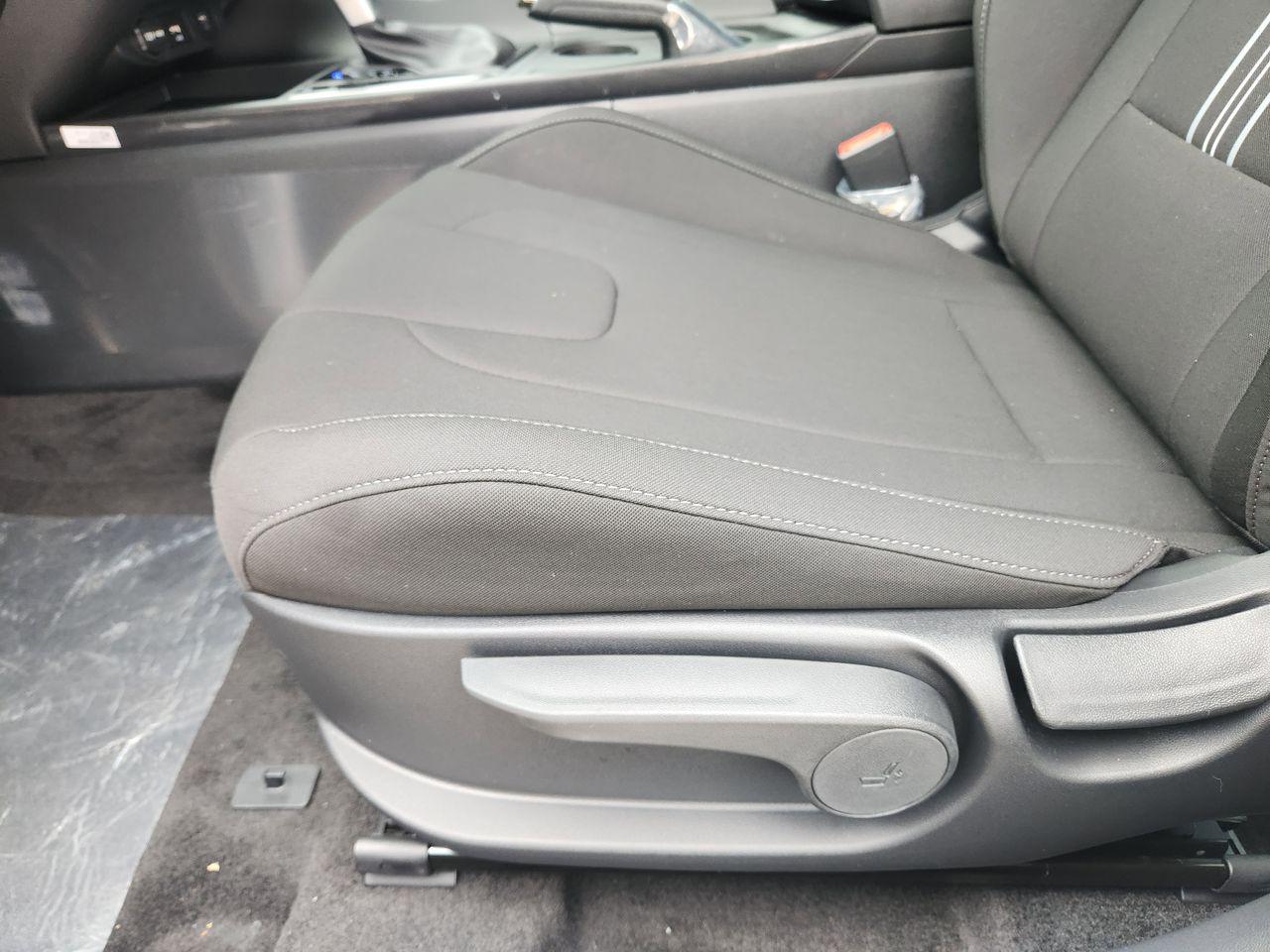 New 2026 W6H White Hyundai SEL Sport image 23