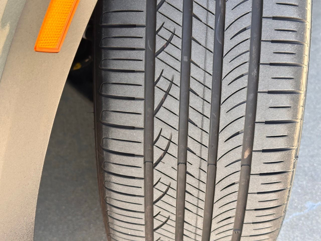 Used 2025 Steel Graphite Hyundai Limited image 5