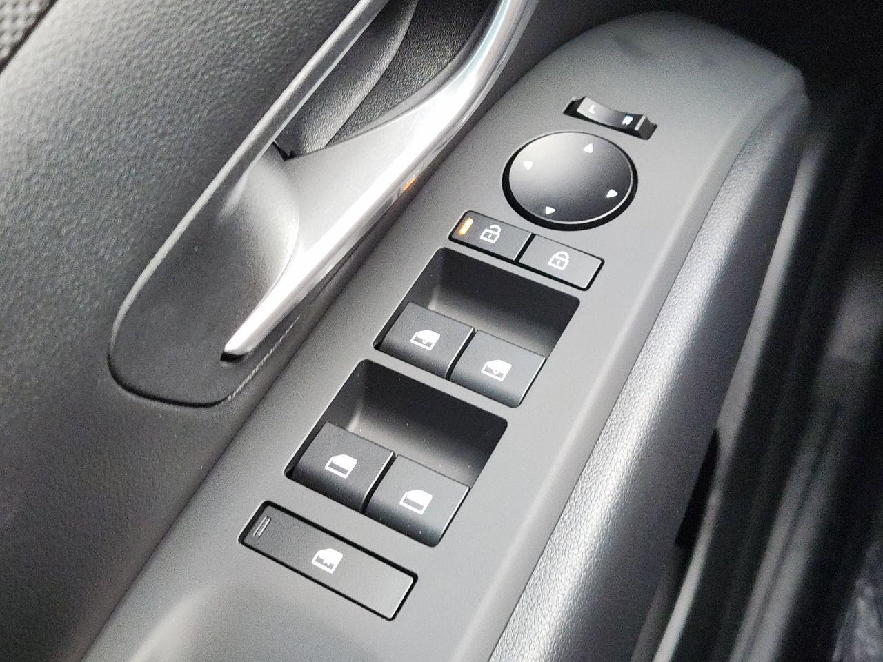 New 2026 S3B Black Hyundai SEL FWD image 21