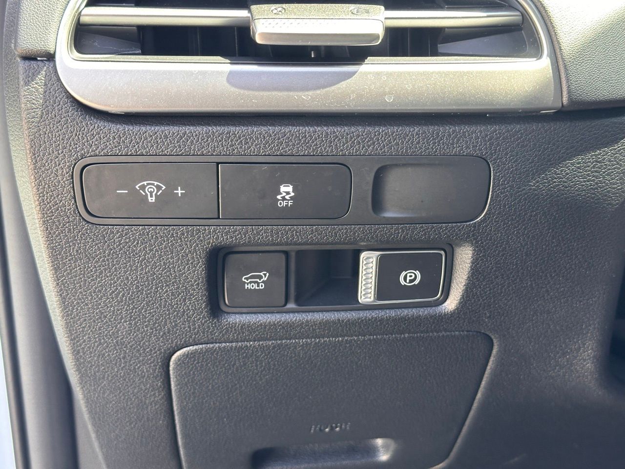 Used 2025 Hyper White Hyundai XRT image 26