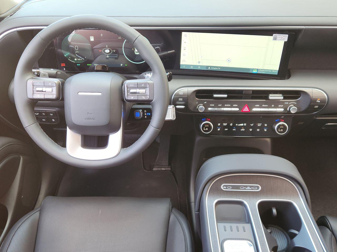 New 2027 Creamy White Pearl Hyundai Limited 7P image 28