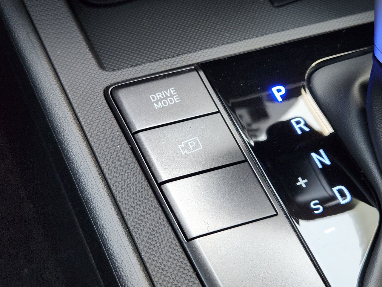 New 2026 W6H White Hyundai SEL Sport image 20