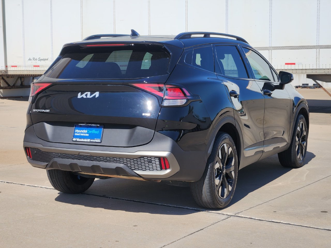 Used 2023 Kia Sportage X-Line SUV