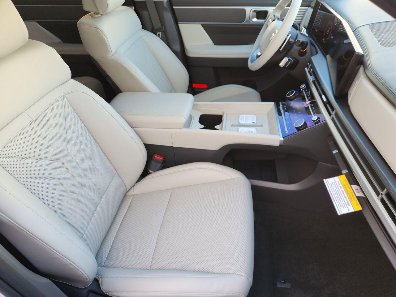 New 2026 W6H White Hyundai SEL FWD image 10