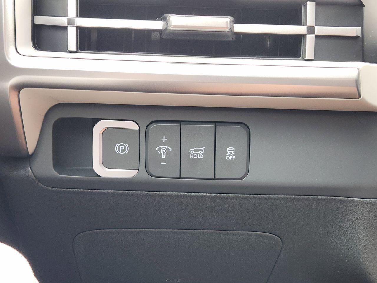 New 2026 W6H White Hyundai SEL FWD image 20