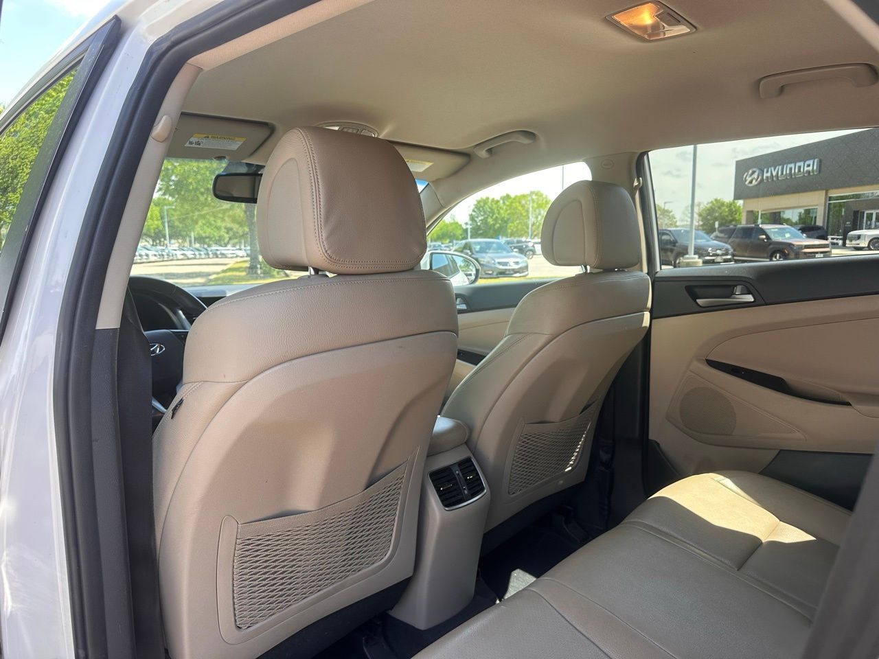 Used 2017 White Hyundai Sport image 16