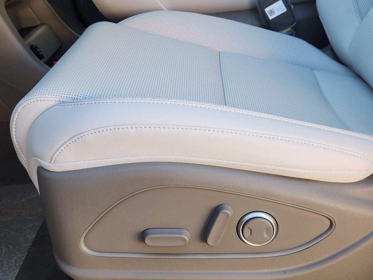 New 2026 Creamy White Pearl Hyundai SEL FWD image 23