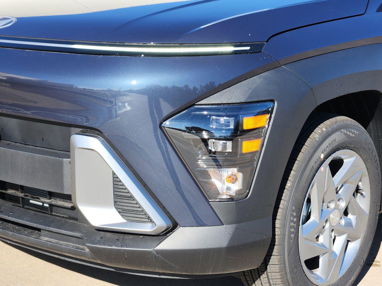 New 2026 TN6 Blue Hyundai SE FWD image 6