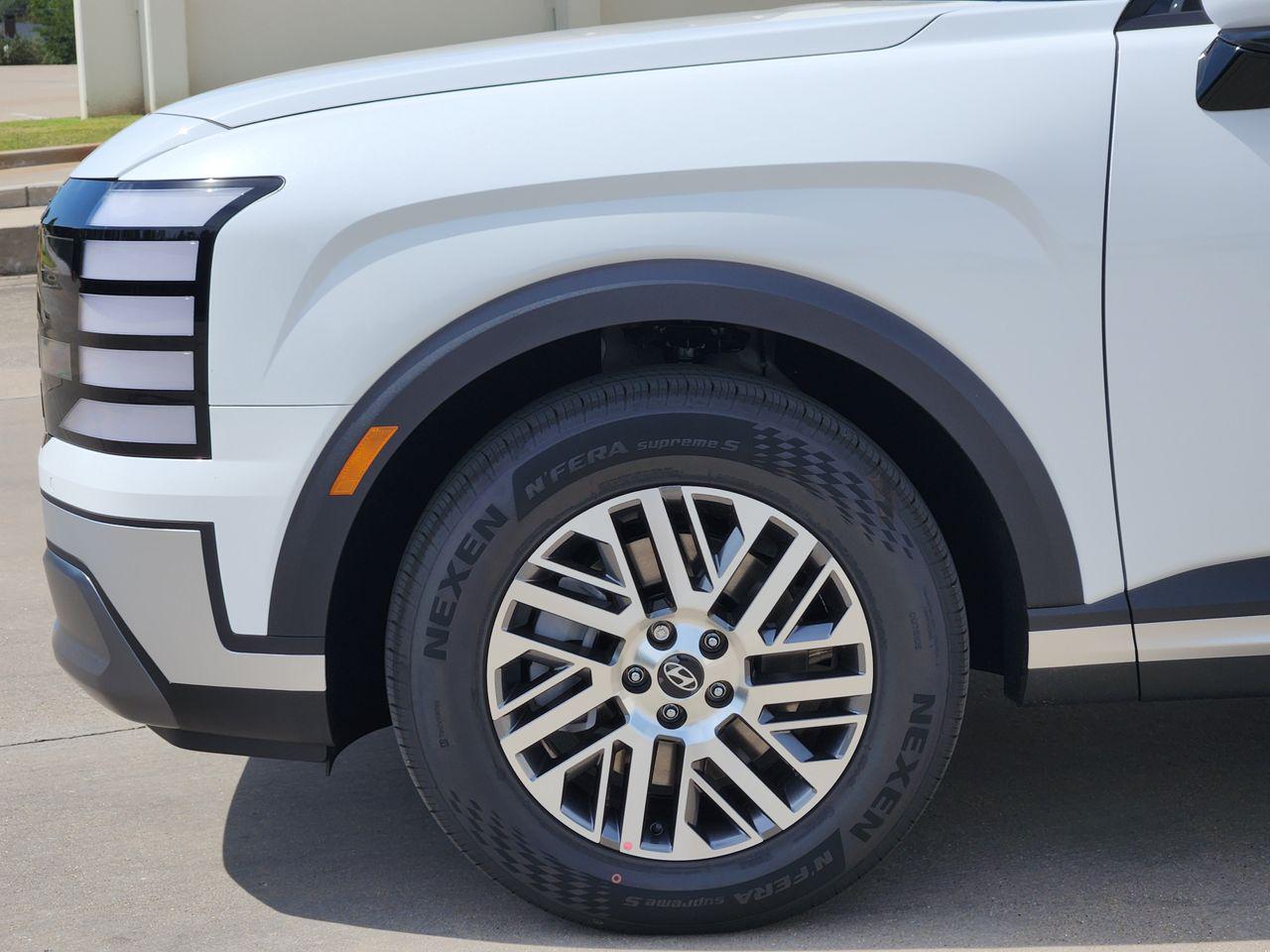 New 2027 Creamy White Pearl Hyundai SEL FWD image 5