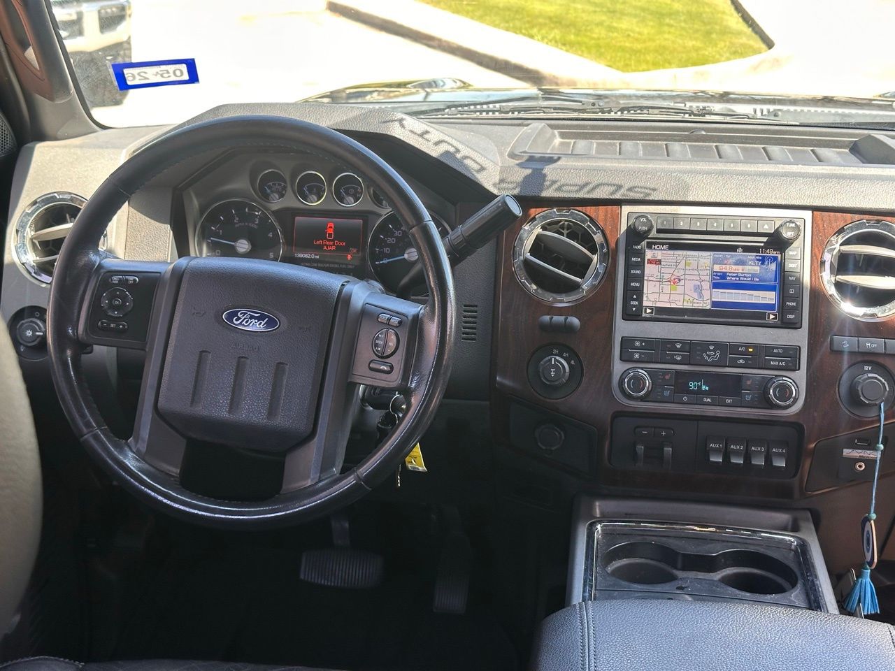 Used 2012 Tuxedo Black Ford Lariat image 22