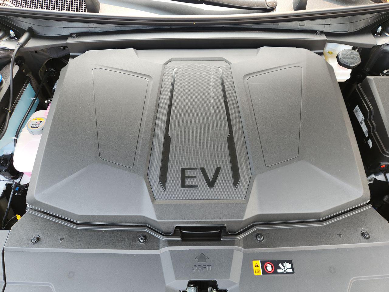 New 2027 A2B/Black Hyundai SE image 30