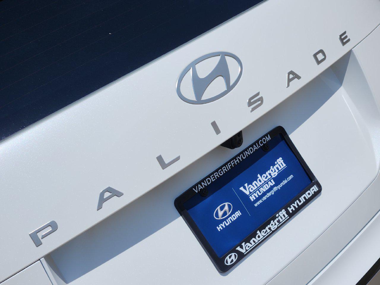 New 2027 Creamy White Pearl Hyundai Limited image 8