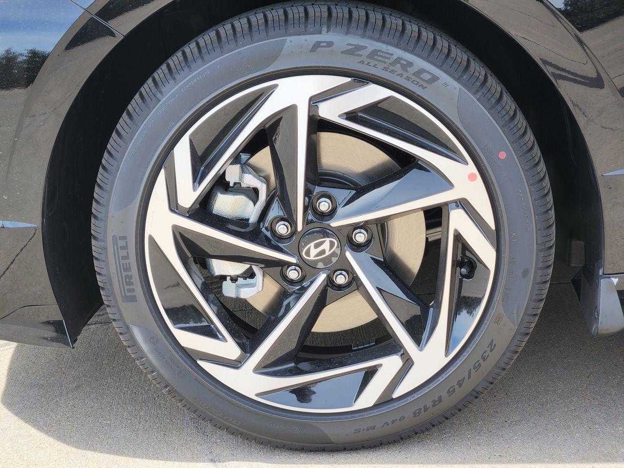 New 2026 A2B Black Hyundai SEL Sport image 7