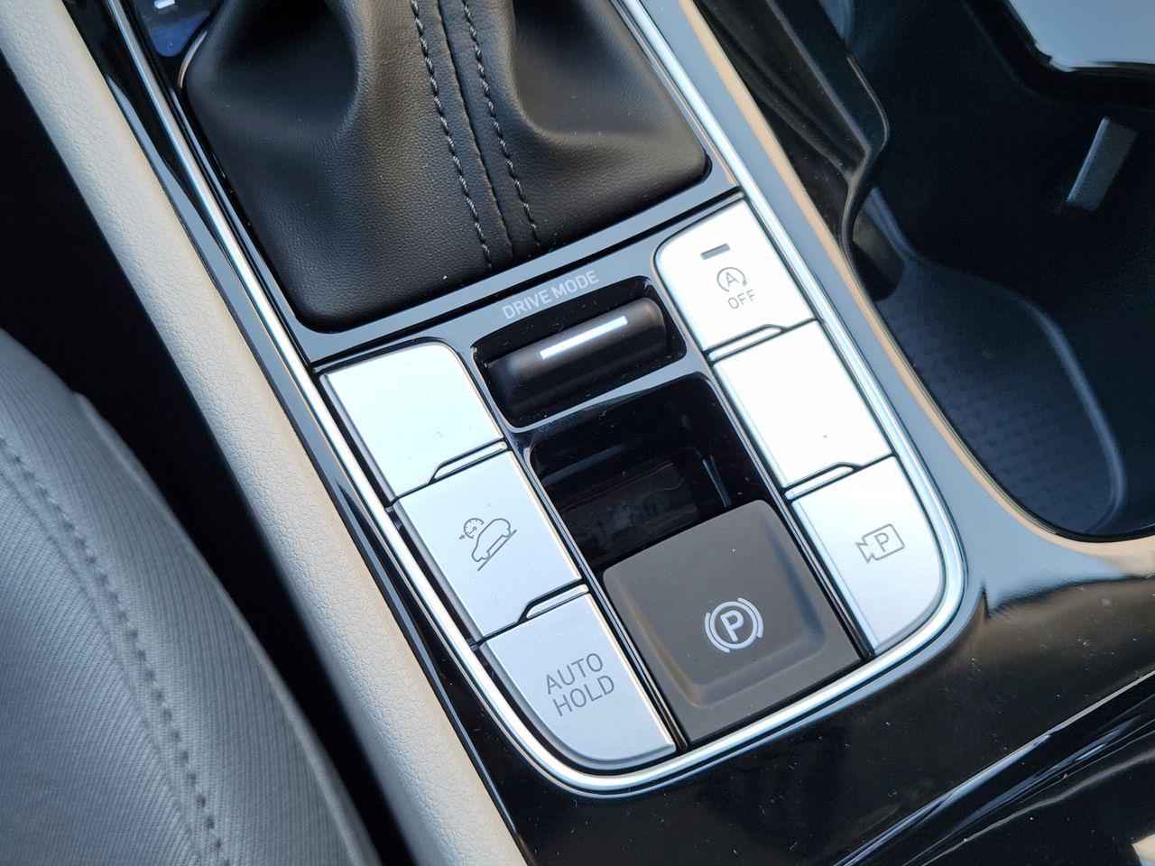 New 2026 S3B Black Hyundai SEL FWD image 19