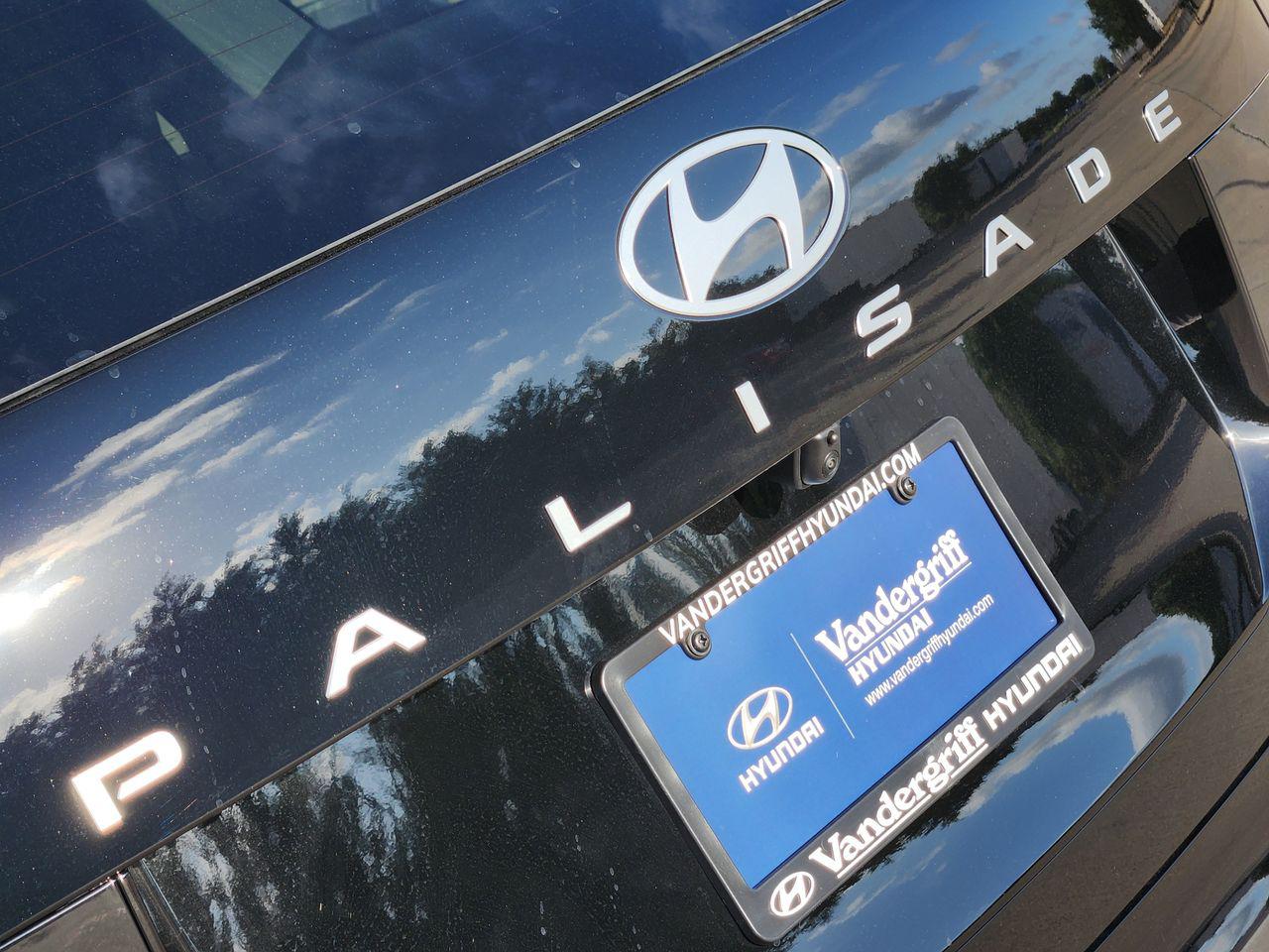 New 2026 Abyss Black Pearl Hyundai Blue SEL Premium 7P image 8