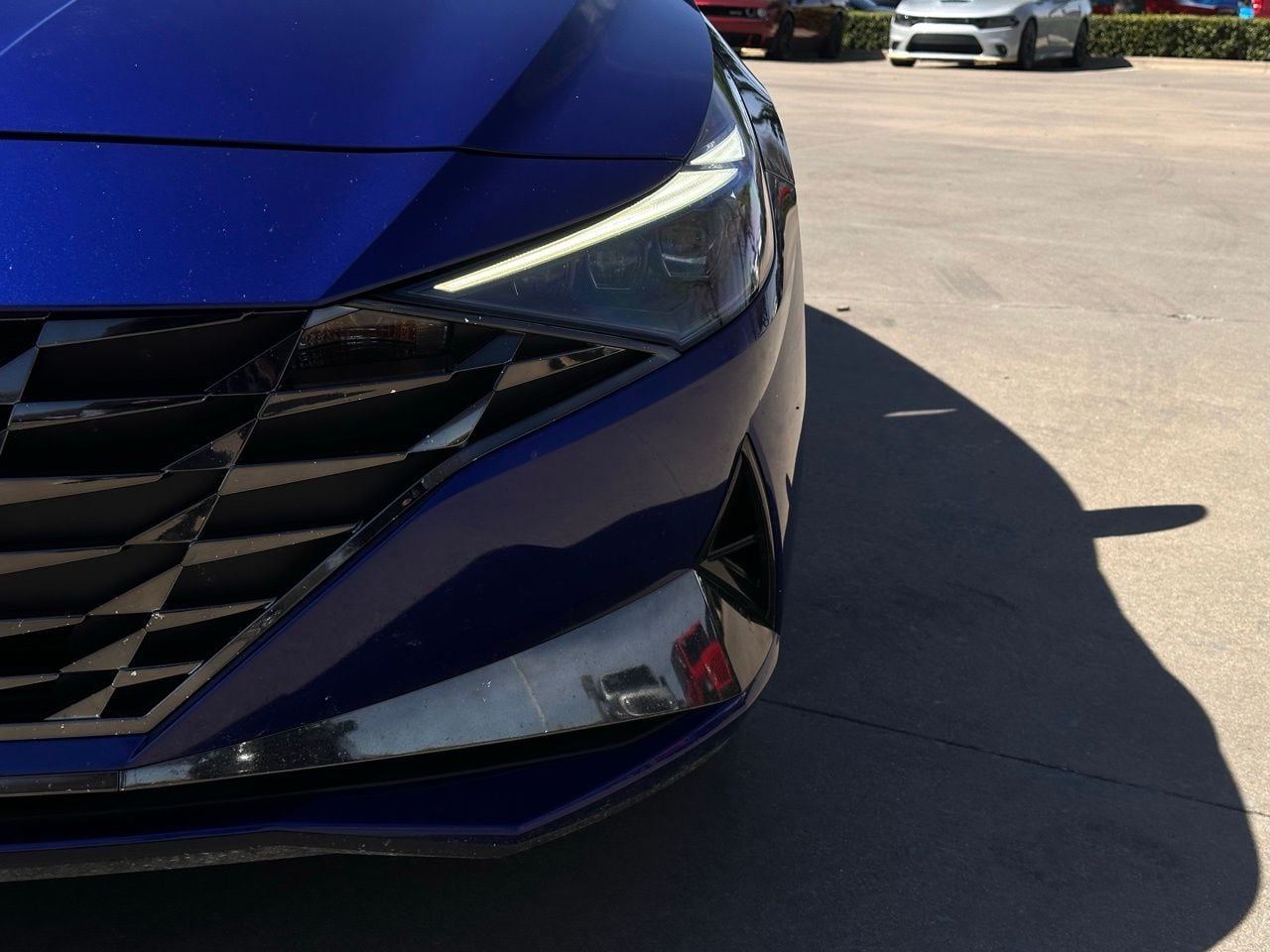 Used 2023 Intense Blue Hyundai Limited image 8