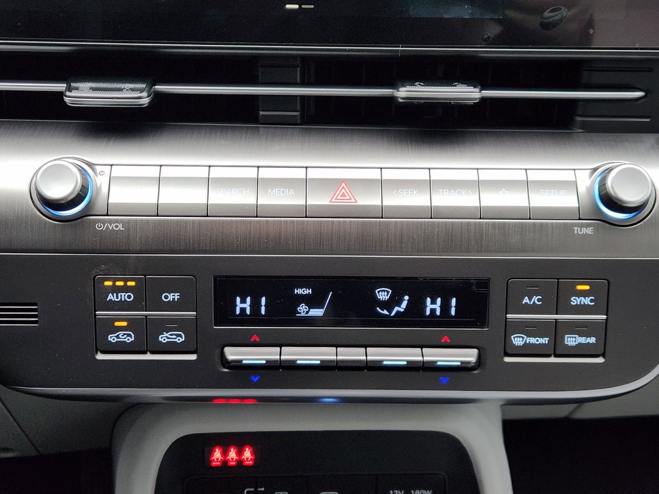 New 2026 SAW White Hyundai SEL Sport FWD image 15