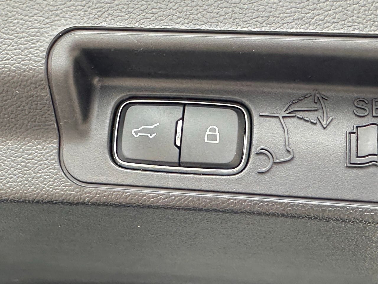 Used 2022 Star White Tri-Coat Ford Timberline image 17