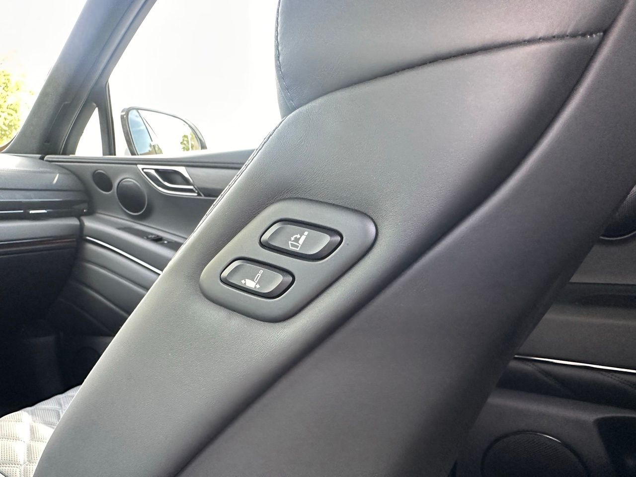 Used 2026 Uyuni White Genesis 3.5T e-SC image 21