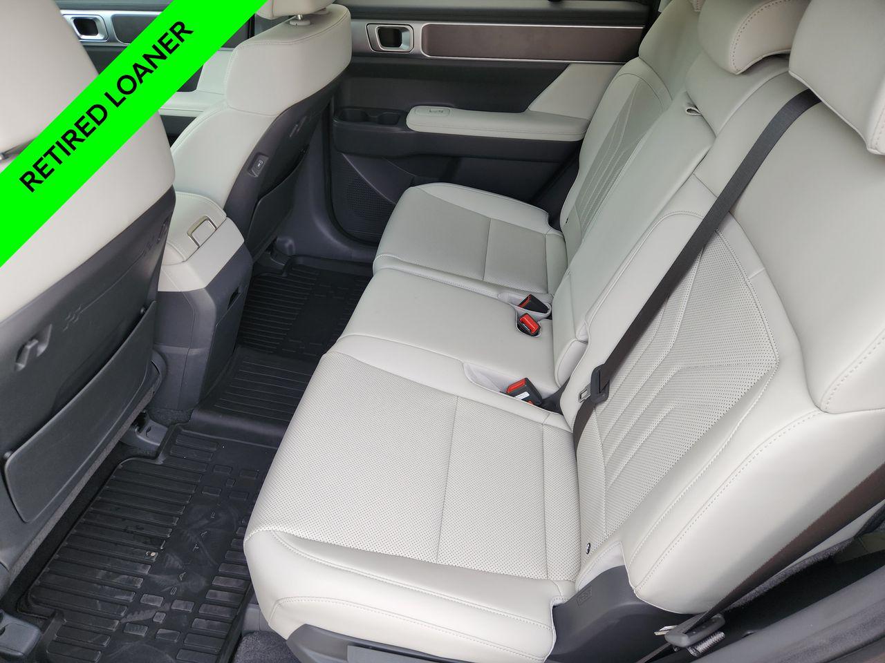 New 2025 R2T Silver Hyundai SEL FWD image 29