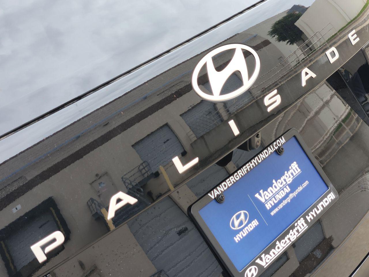 New 2026 Abyss Black Pearl Hyundai SEL Premium 7P image 8