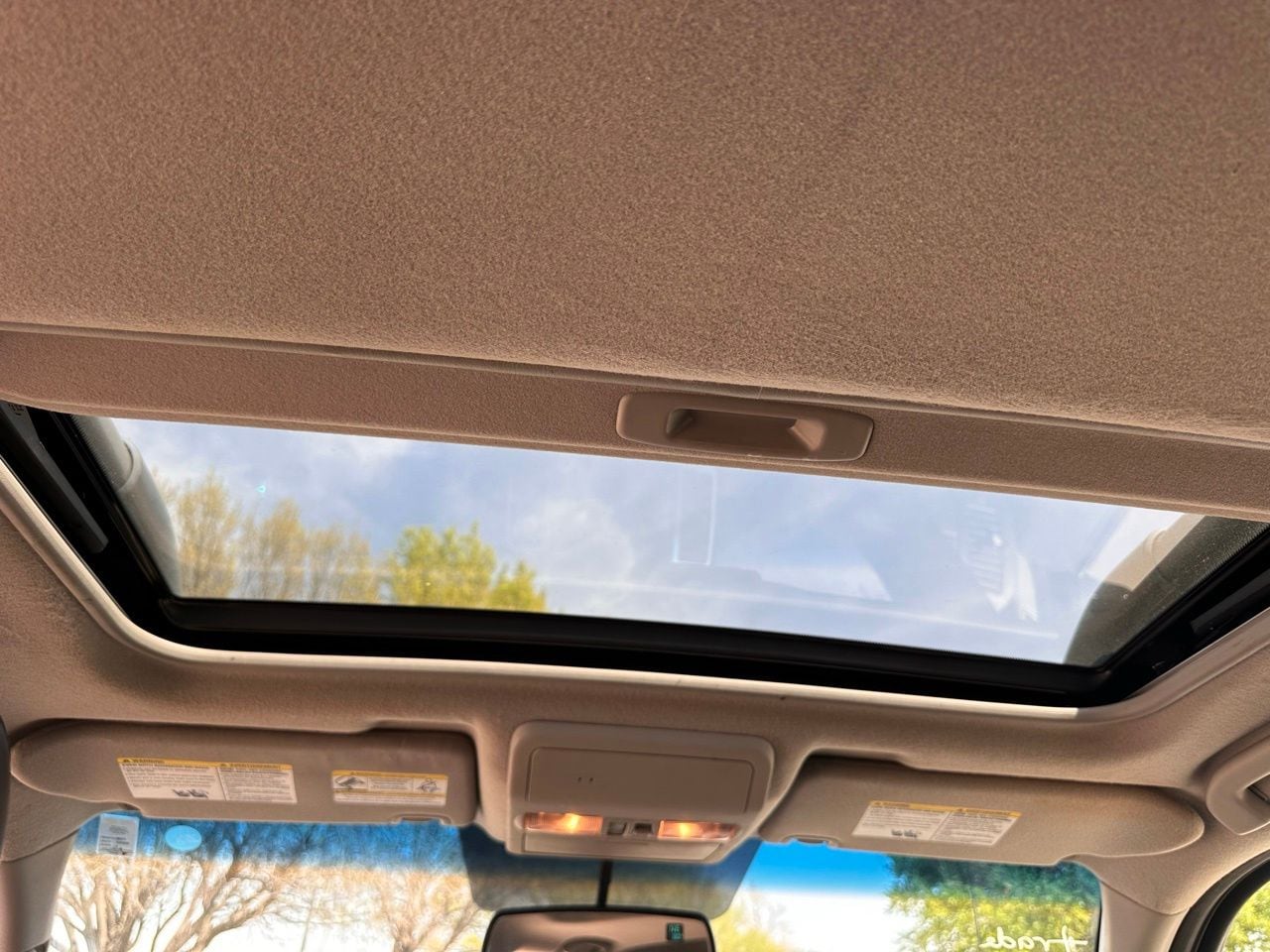 Used 2015 Arctic Blue Nissan PRO-4X image 22