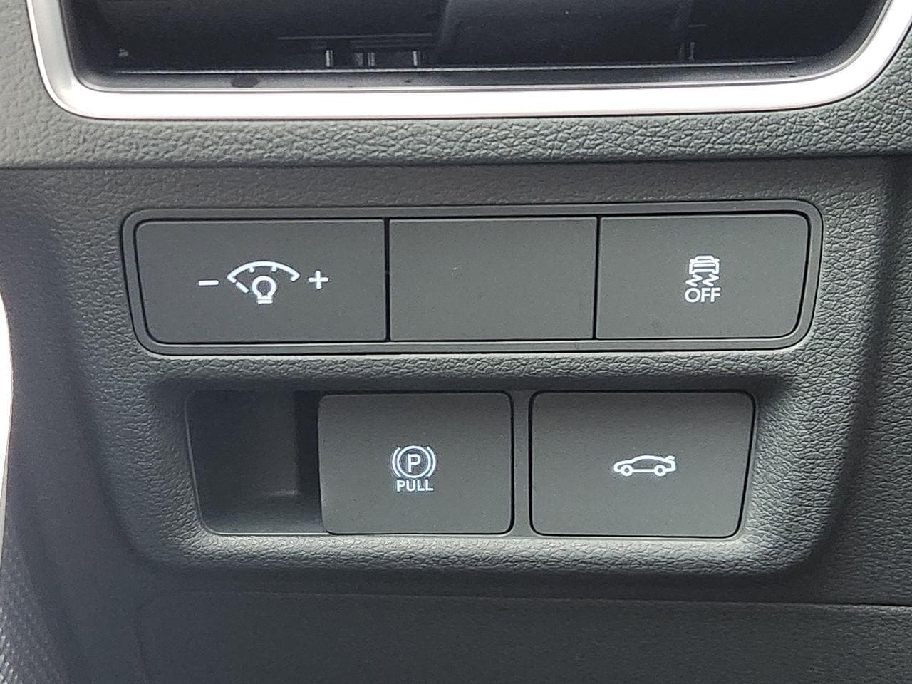 New 2026 T4A Silver Hyundai SEL Sport image 21