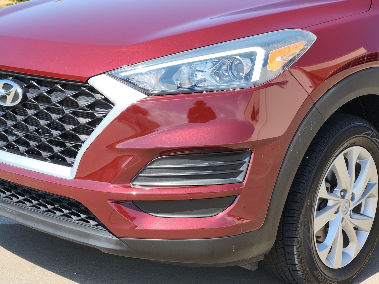 Used 2019 Gemstone Red Hyundai SE image 6