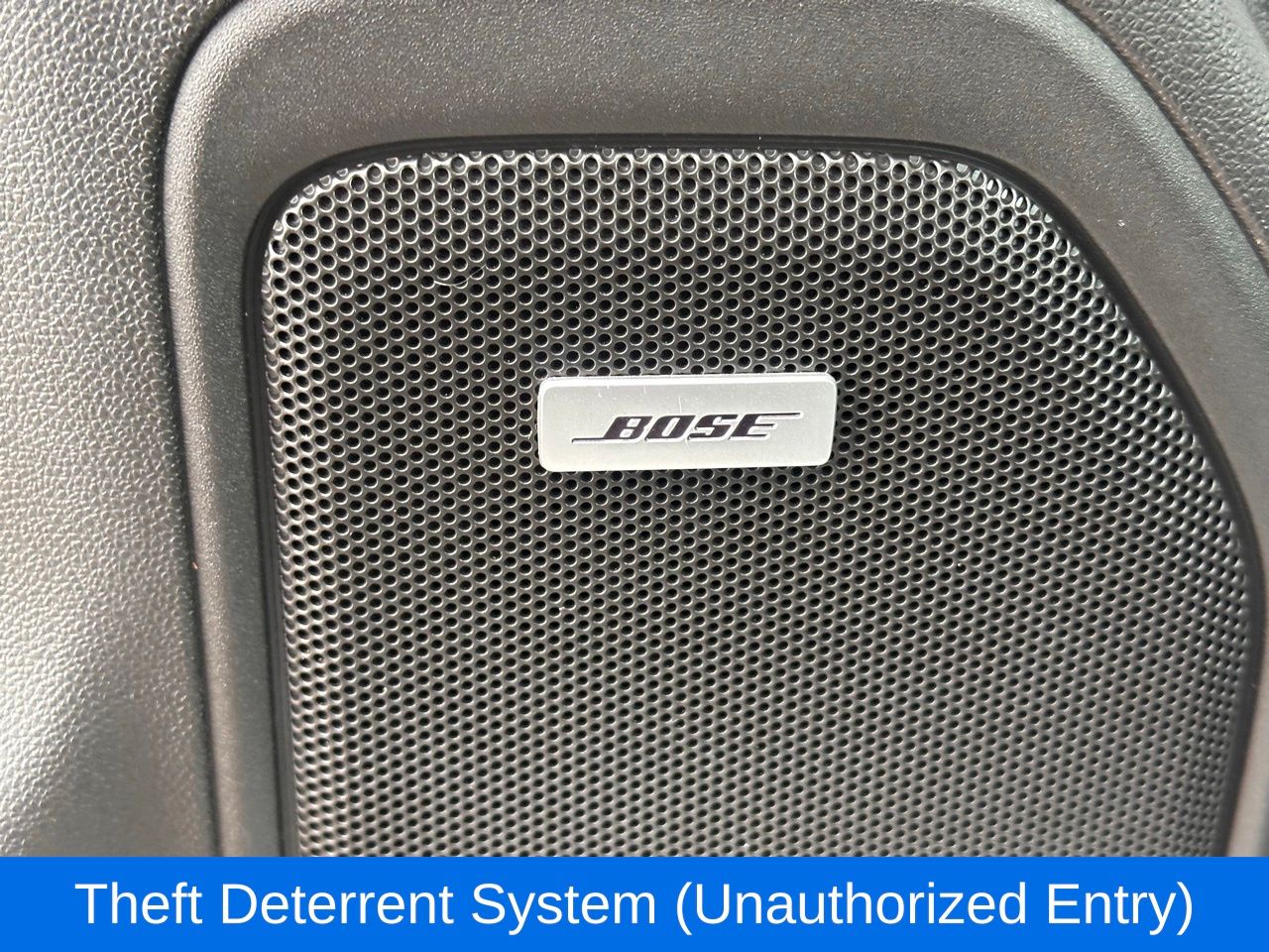 Used 2022 Summit White GMC AT4 image 28