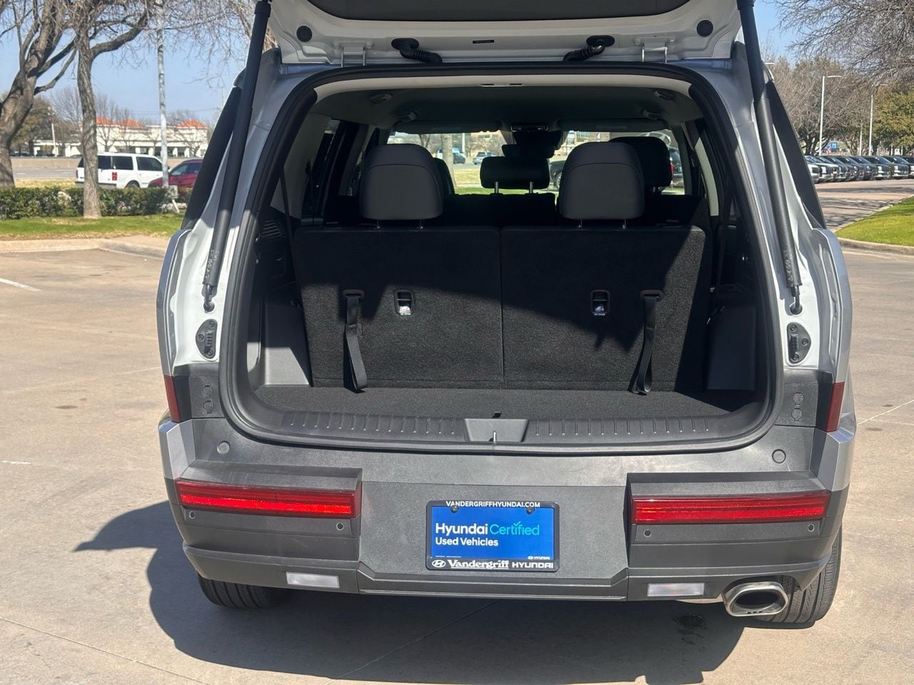 Used 2025 R2T Silver Hyundai SEL image 16