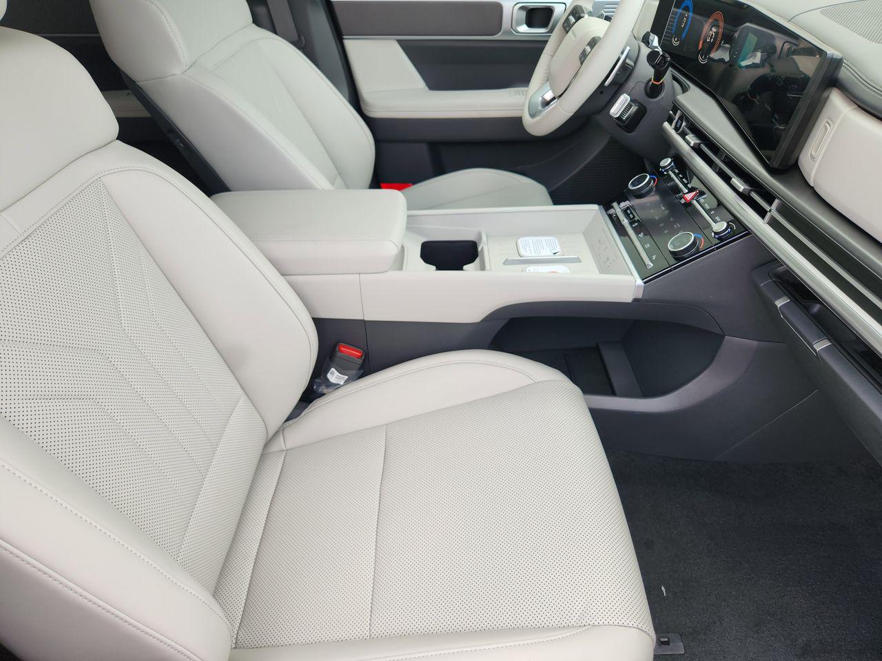 New 2026 W6H White Hyundai SEL FWD image 11