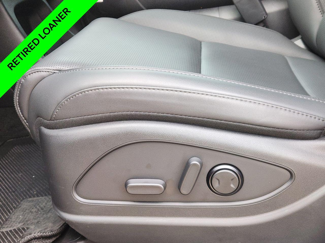 New 2026 Creamy White Pearl Hyundai XRT Pro image 23