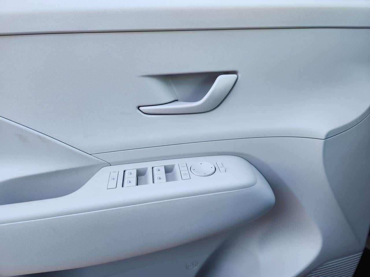 New 2026 TN6 Blue Hyundai SEL Sport FWD image 22