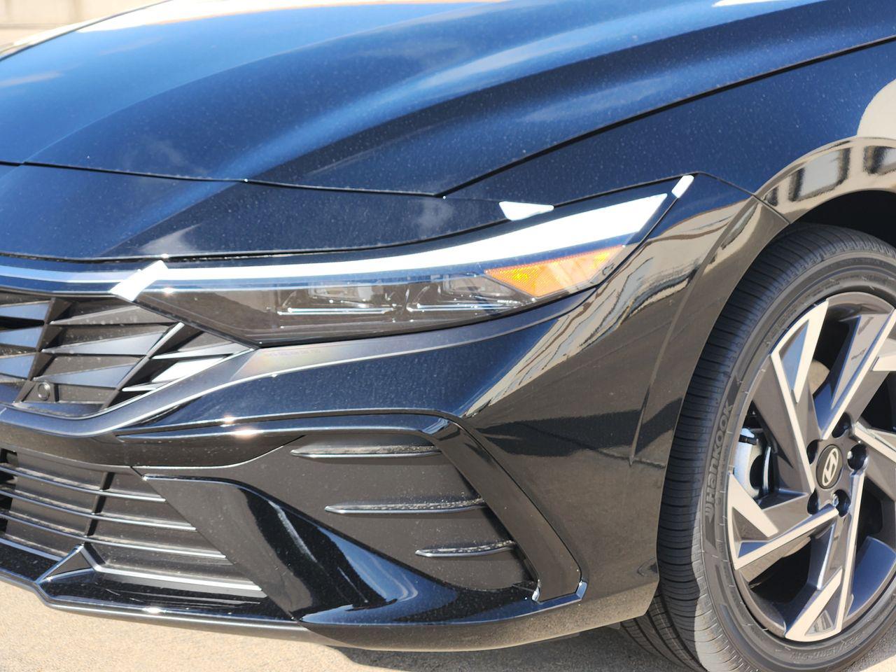 New 2026 Abyss Black Hyundai Limited image 6