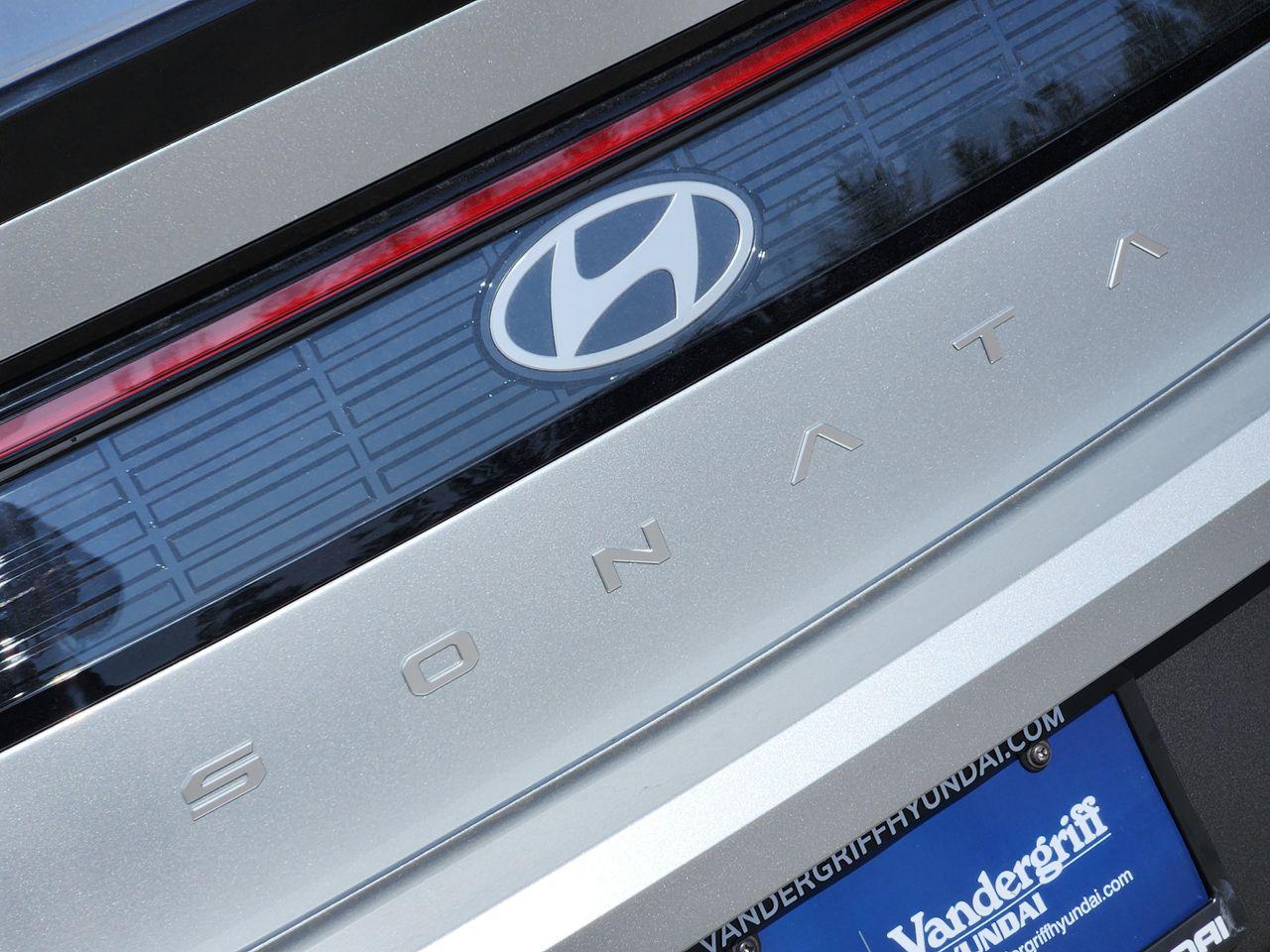 New 2026 T4A Silver Hyundai Blue image 8