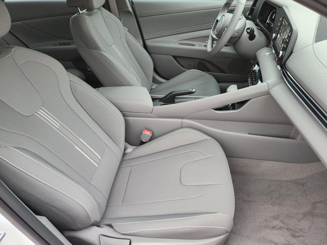 New 2026 W6H White Hyundai SEL Sport image 9