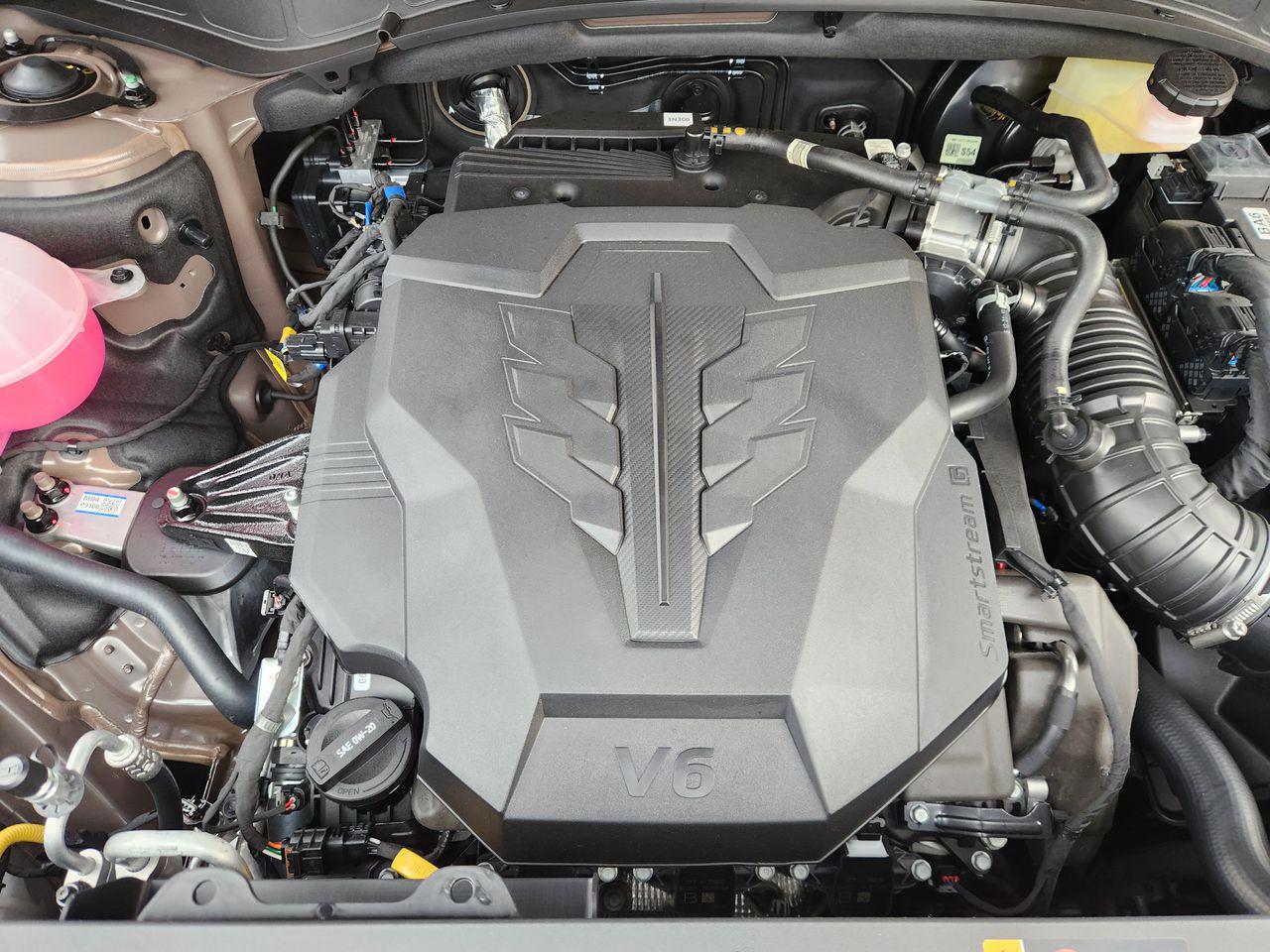 New 2026 CRP Brown Hyundai Limited FWD image 30