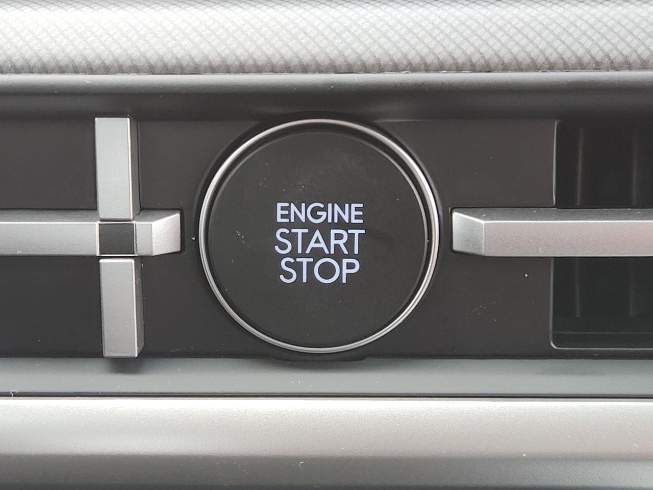 New 2026 W6H White Hyundai SEL FWD image 17