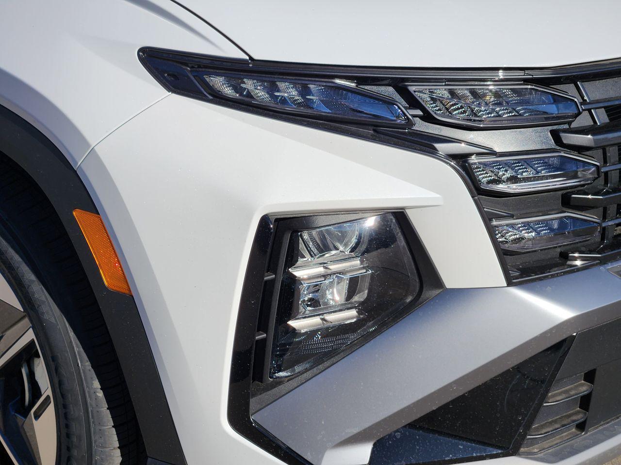 New 2026 W6H White Hyundai SEL FWD image 5