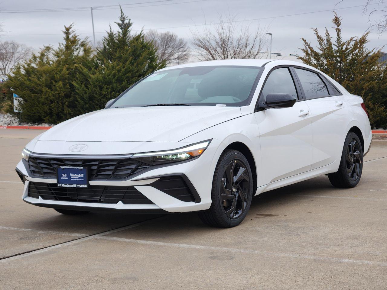 New 2026 W6H White Hyundai SEL Sport image 2