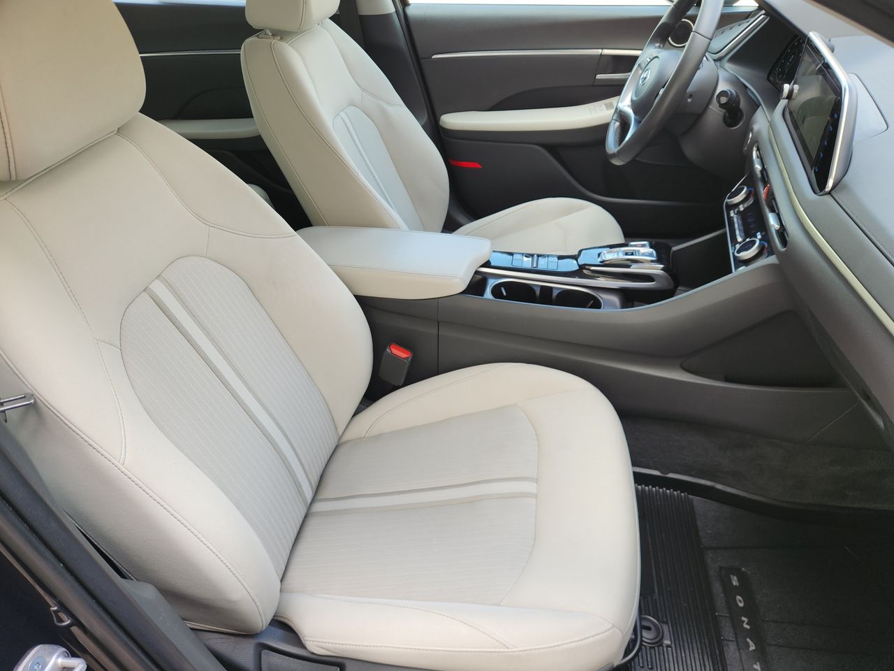 Used 2023 Carbon Blue Hyundai SEL image 10