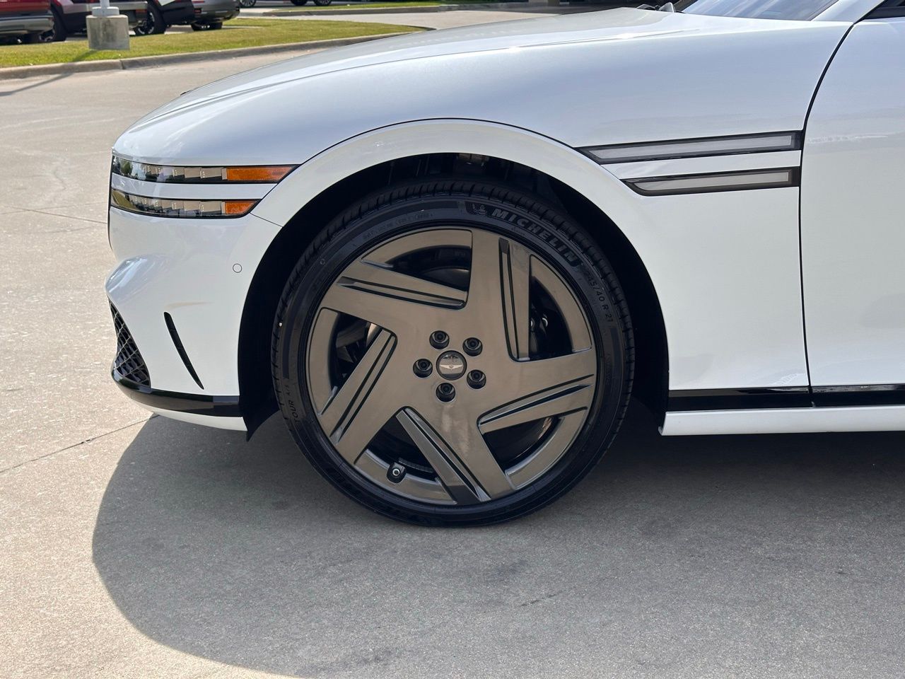 Used 2026 Uyuni White Genesis 3.5T e-SC image 6