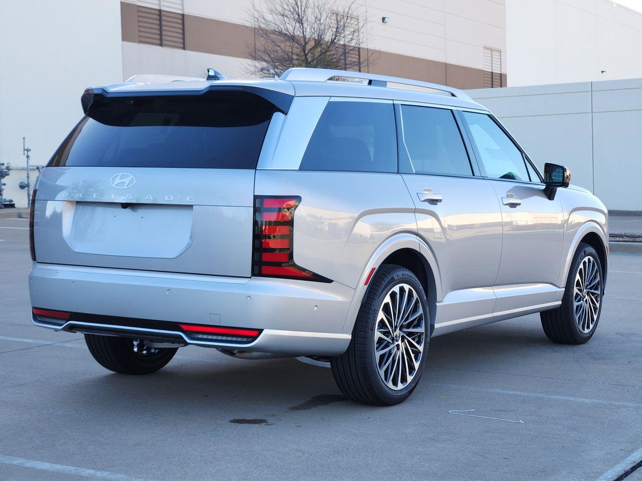 New 2026 T2X Silver Hyundai Calligraphy FWD image 4