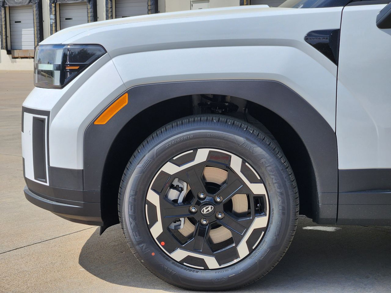 New 2026 W6H White Hyundai SE FWD image 7